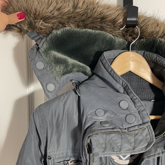 TNA Parka Fleece Lined w/ Removable Hood & Fur - Picture 3 of 8